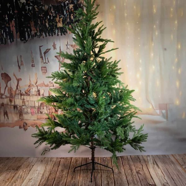 Large Christmas Tree 180cm