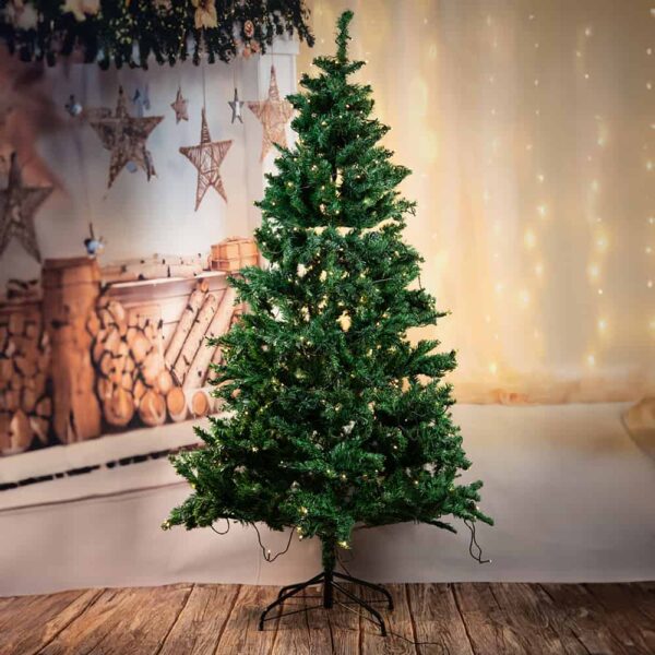 Christmas Tree - Style 210cm