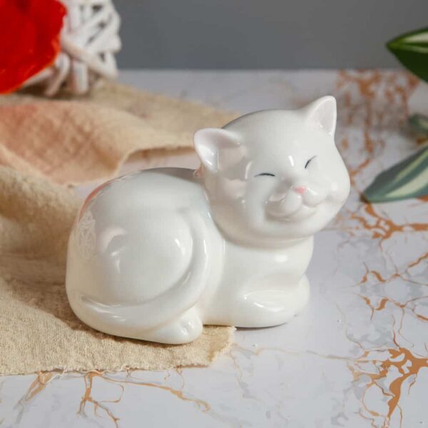 Piggy bank - Sleeping kitten