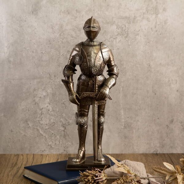 Decorative statuette - Knight with helmet and sword