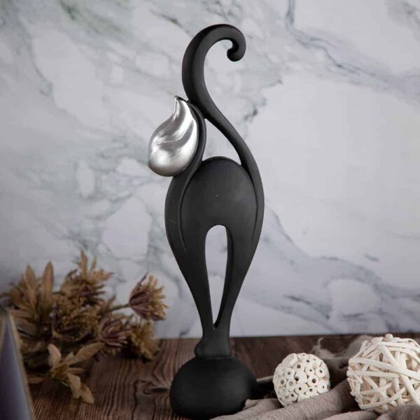 Decorative figurine - Cat in black with raised tail