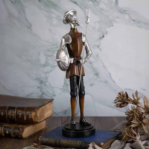 Decorative statuette - Don Quixote with a spear