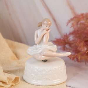 Decorative musical figurine - Ballerina