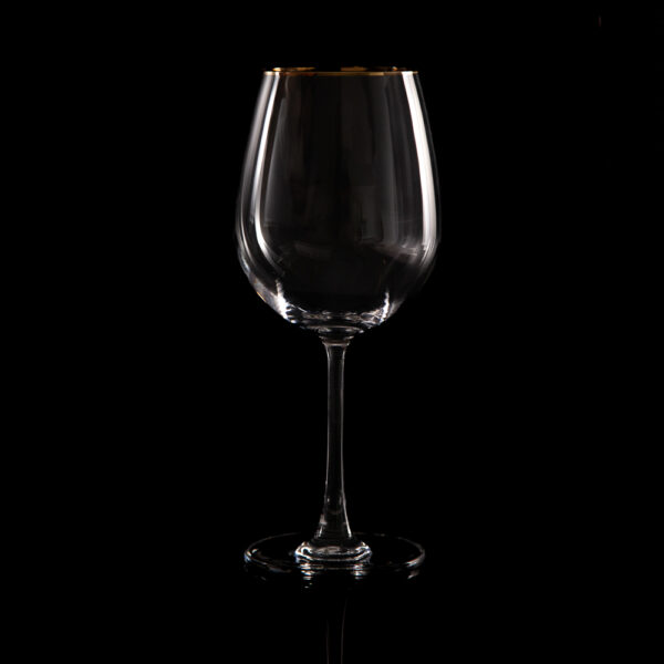 Set of red wine glasses from the Gold series 580ml