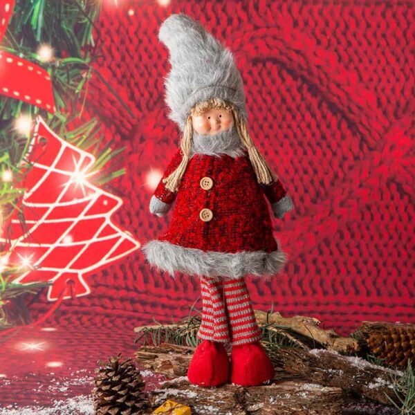 Christmas figurine - Girl with a hat