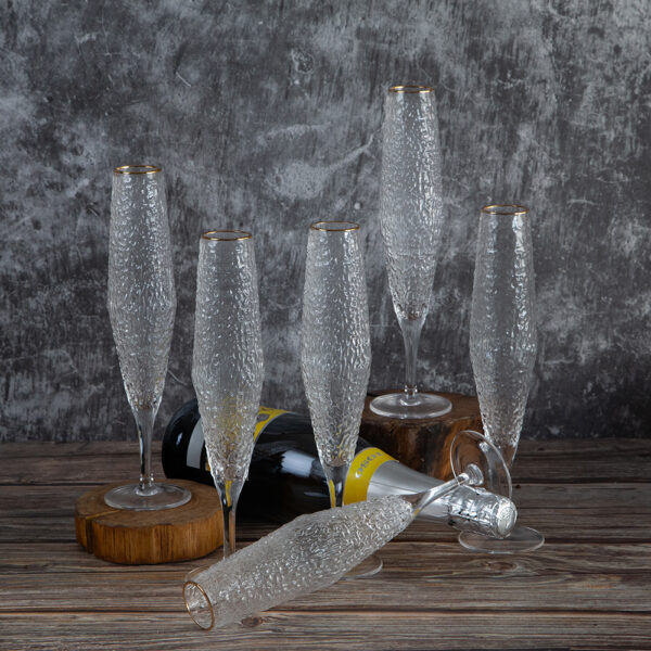 Set of champagne glasses from the Ice series - 200ml