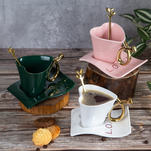 Gift mug with plate and spoon - Heart