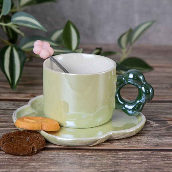 Gift mug with plate and spoon - Flower