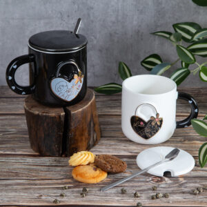 Set of two mugs with plates and spoons - Love