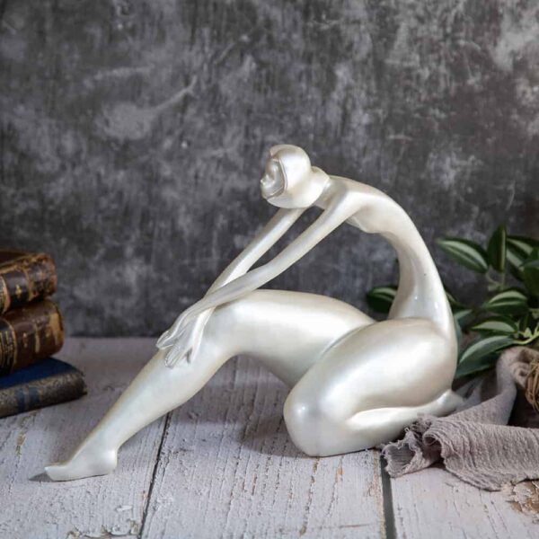 Decorative Figurine - Nostalgia