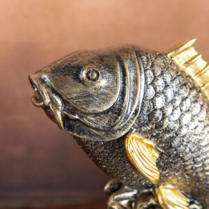 Decorative figurine - Fish on a pedestal