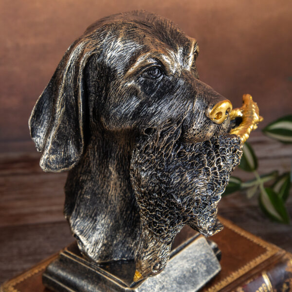 Decorative figurine - Dog with bird